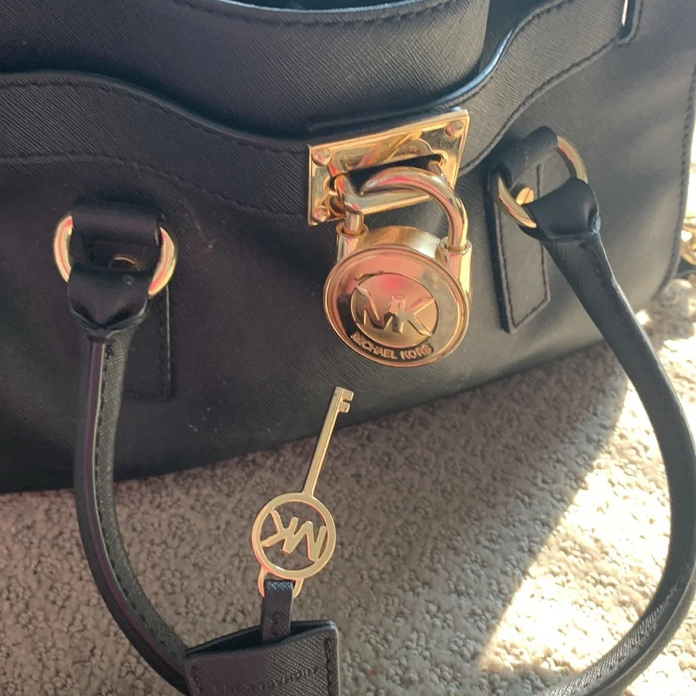 Purse - Picture 6 of 9